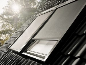 VELUX žalūzijas un saulessargi