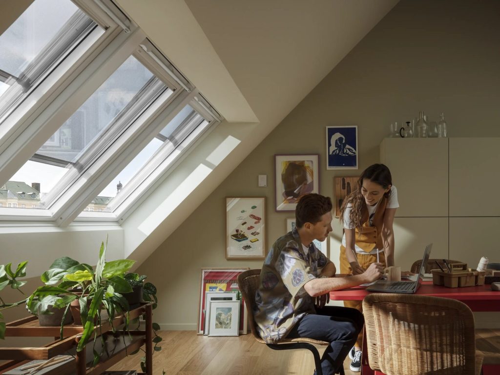 VELUX žalūzijas un saulessargi